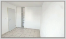 Nîmes – T2 lumineux avec terrasse et parking privatif – Entièrement repeint !