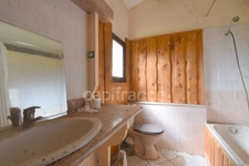 Propriete à vendre 21 pièces ARPHY (30)