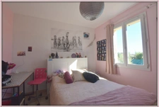 Single-storey 4-room house in BAGARD (30)