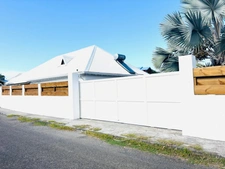 LE MOULE MAGNIFIQUE VILLA MEUBLEE 3 CHAMBRES PISCINE VUE MER