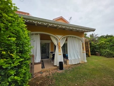 Maison 3 chambres avec jardin dans résidence sécurisée avec piscine