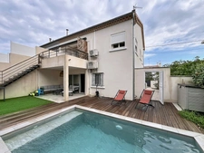 Maison à vendre 6 pieces 145m² piscine 2 studios 5 chambres