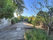 Maison à vendre  vigneronne 6 pièces garage jardin  POUZOLLES (34)