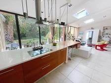 Maison bourgeoise 350 m² à vendre, jardin avec piscine, grand garage, proche de MONTPELLIER (34)