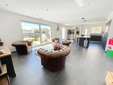 Maison à vendre villa plain pied 4 faces 117m² 3 chambres plus garage 700m² de terrain  PUIMISSON (34)