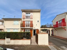LA TESTE-DE-BUCH – MAISON EN CENTRE-VILLE AVEC PISCINE ET GARAGE