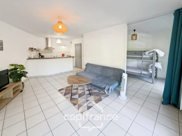 Dpt Gironde (33), à vendre AUDENGE appartement T2 bis de 51 m²  entièrement meublé