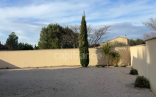 Single-storey Provençal villa in Aubignan (84) with swimming pool
