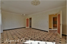 Maison à vendre 3 pièces avec grand garage, terrasse et terrrain