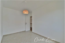 Maison 4 pièces, climatisée, avec garage et jardin