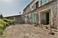 Maison T3, terrasse et grand garage