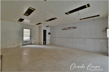 Immeuble avec local commercial et grand appartement sur LEZIGNAN LA CEBE