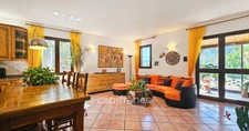 Maison à vendre T5 pièces FIGARI (20)