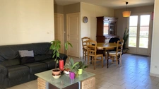 For sale – Single-storey house - 2 bedrooms - garden and garage COUTARNOUX (89)