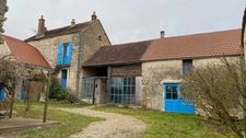 Maison 3 chambres - Jardin - Granges et Ateliers- SARRY (89)