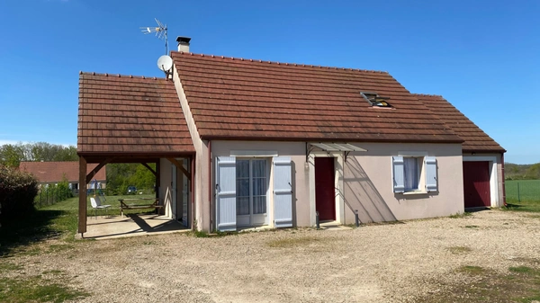 Maison à vendre - Plain-pied- 3 chambres- Jardin- Garage- COUTARNOUX (89)