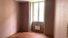 Charmante maison de village en pierre avec grange indépendante-2 chambres- L'ISLE SUR SEREIN (89)