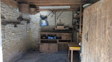 Charming village house for sale 70m² COUTARNOUX (89) with outbuildings and inner courtyard.