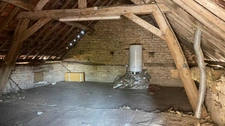 à Vendre Petite maison de campagne avec Grange et Jardin clos SARRY (89) - Plain-pied
