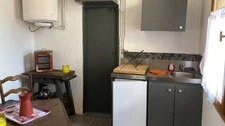 Single-storey house - 1 bedroom - garden for sale in CHATEL GERARD (89)