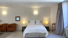 For sale: a bed and breakfast, bar, and restaurant complex in L'ISLE SUR SEREIN (89)