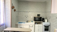 Maison de plain-pied -2chambres- à vendre CHATEL GERARD (89)