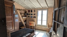 Maison de campagne à fort potentiel –  5 chambres - dépendances- VASSY-SOUS-PISY(89)