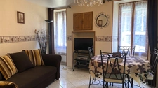 Single-storey house - 2 bedrooms - for sale in CHATEL GERARD (89)