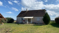 For sale – Single-storey house - 2 bedrooms - garden and garage COUTARNOUX (89)