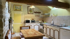 Building for sale in Annay-la-Côte (89) - A complex of 5 rented apartments - Garden