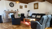 Maison entièrement rénovée – Charme, confort et tranquillité à la campagne -4 chambres- Jardin-GUILLON (89)