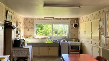 Maison de campagne à fort potentiel –  5 chambres - dépendances- VASSY-SOUS-PISY(89)