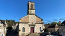 For sale: a bed and breakfast, bar, and restaurant complex in L'ISLE SUR SEREIN (89)