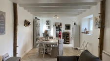 Charmante maison de plain-pied - 2 chambres- garage - jardin à ANGELY (89)