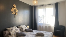 Maison entièrement rénovée – Charme, confort et tranquillité à la campagne -4 chambres- Jardin-GUILLON (89)