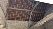 Charming village house for sale 70m² COUTARNOUX (89) with outbuildings and inner courtyard.