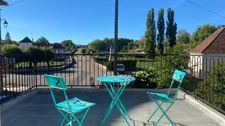 Maison entièrement rénovée – Charme, confort et tranquillité à la campagne -4 chambres- Jardin-GUILLON (89)