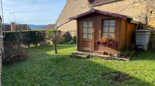 Building for sale in Annay-la-Côte (89) - A complex of 5 rented apartments - Garden