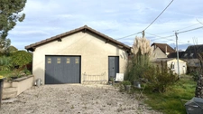 Charmante maison de plain-pied - 2 chambres- garage - jardin à ANGELY (89)