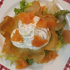 Walls and business of a traditional restaurant - for sale in Clamecy (58)