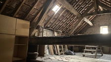 Charmante maison de village en pierre avec grange indépendante-2 chambres- L'ISLE SUR SEREIN (89)