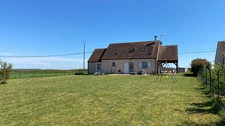 House for sale - Single storey - 3 bedrooms - Garden - Garage - COUTARNOUX (89)
