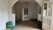Maison de caractère à la campagne – Rénovation avancée à terminer -à vendre DISSANGIS (89)-Jardin- Grange