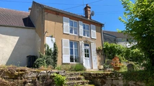 Maison de village louée – Idéal investisseur ou projet futur résidence principale ou secondaire à vendre L'ISLE SUR SEREIN (89)
