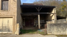 Maison de caractère à la campagne – Rénovation avancée à terminer -à vendre DISSANGIS (89)-Jardin- Grange