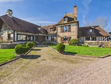 Large family home with character and its three guest houses