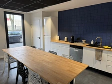 Local/bureau à vendre à l'ouest de Caen proche aeroport