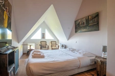 Discover this magnificent property located on the coastal road between Honfleur and Trouville sur Mer