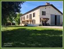 PERGAIN-TAILLAC(32) Maison de caractère 160m2 avec dépendances - Vue dominante - Terrain 11605m2 