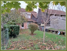A  vendre Pergain-Taillac Maison de village 170m2 - Terrain 1100m2-garage-hangar